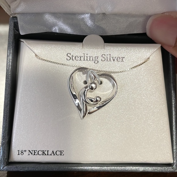 STERLING SILVER NECKLACE WITH PENDANT - Picture 2 of 3